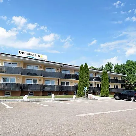 Hotel Donaustern 3*