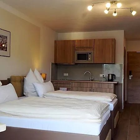 Hotel Donaustern Asbach-Bäumenheim