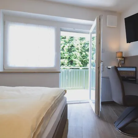 Aparthotel Donaustern Hotel Asbach-Baumenheim