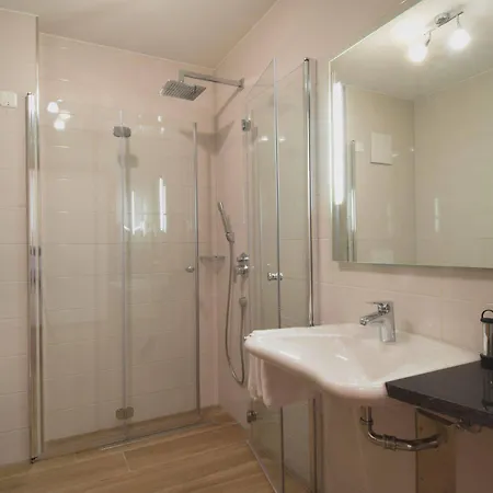 Aparthotel Donaustern Hotel Asbach-Baumenheim