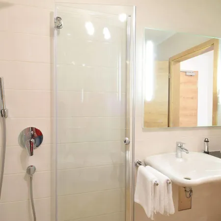 Hotel Aparthotel Donaustern Asbach-Baumenheim