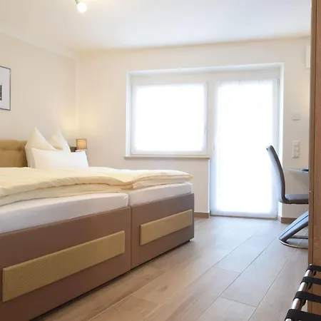 Hotel Aparthotel Donaustern Asbach-Baumenheim